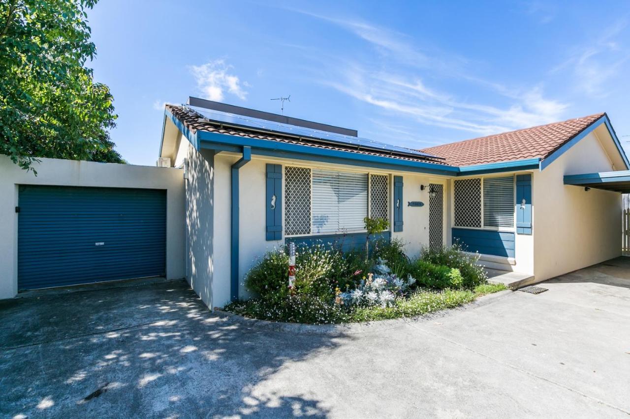Three-Bedroom Cottage - Fishos