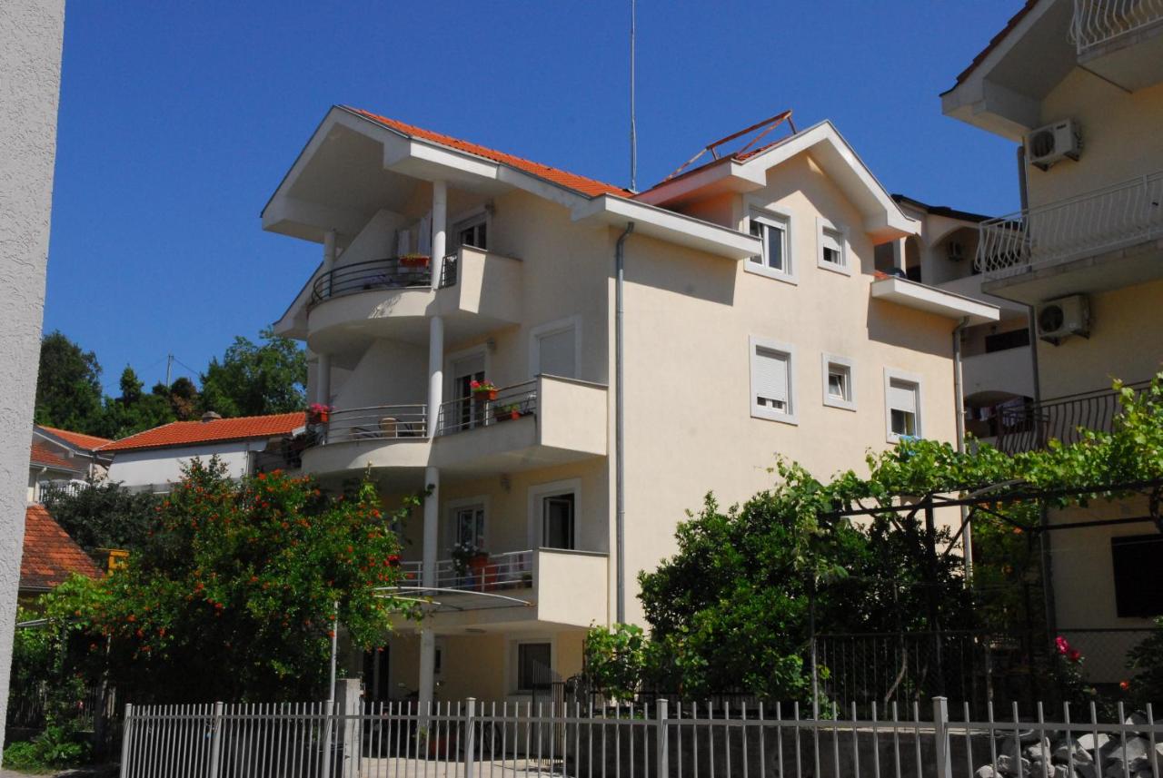 B&B Tivat - Apartments Teodo - Bed and Breakfast Tivat