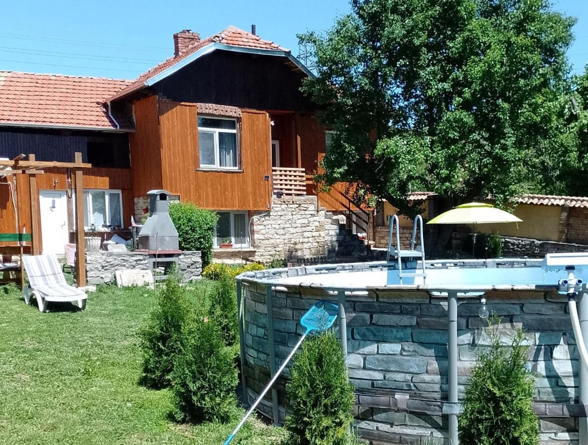 B&B Kramolin - Вила Нина в Крамолин - Bed and Breakfast Kramolin