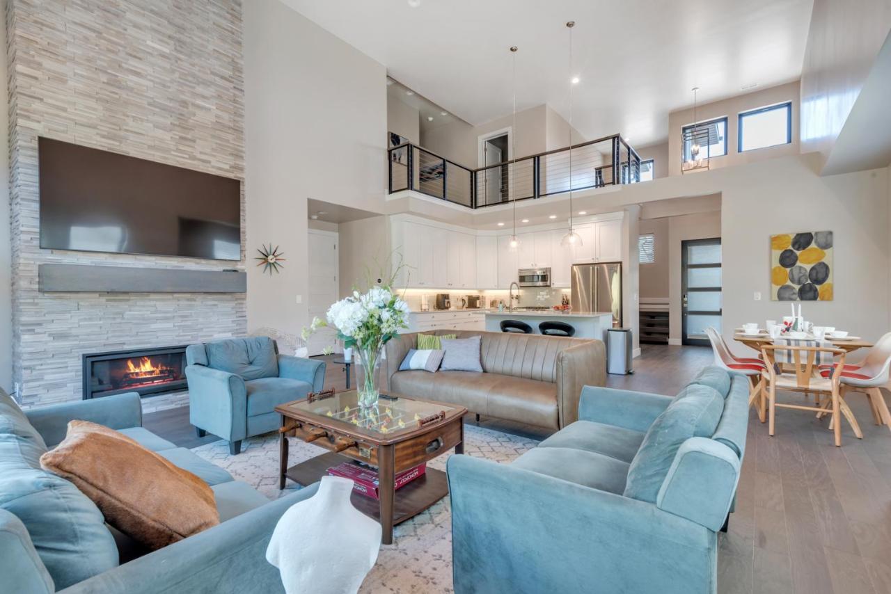 B&B Heber (Utah) - Lakeside Luxury Spacious Modern Townhome with Tesla char ger - Bed and Breakfast Heber (Utah)