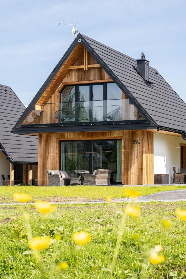 Rychlinowe Domki z prywatnymi Jacuzzi - B&B Poronin