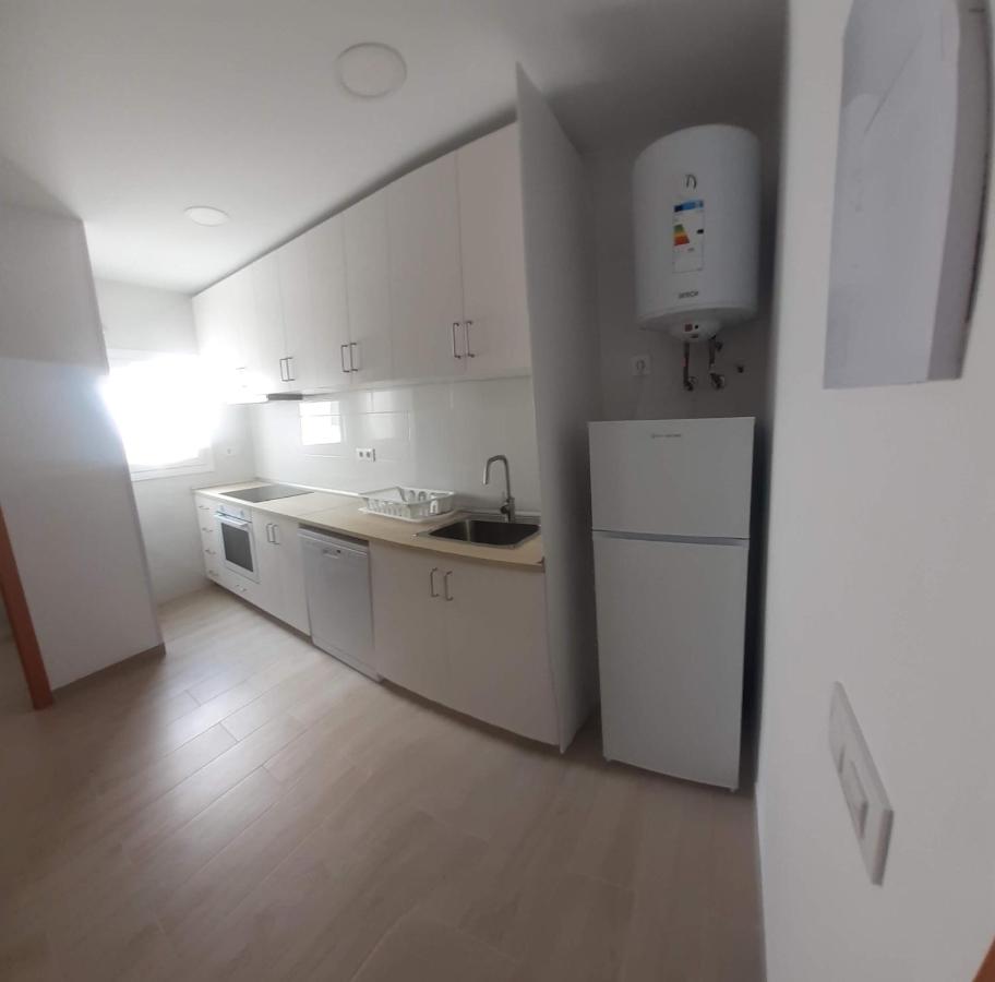 APARTAMENTOS sol y playa - B&B Figueres