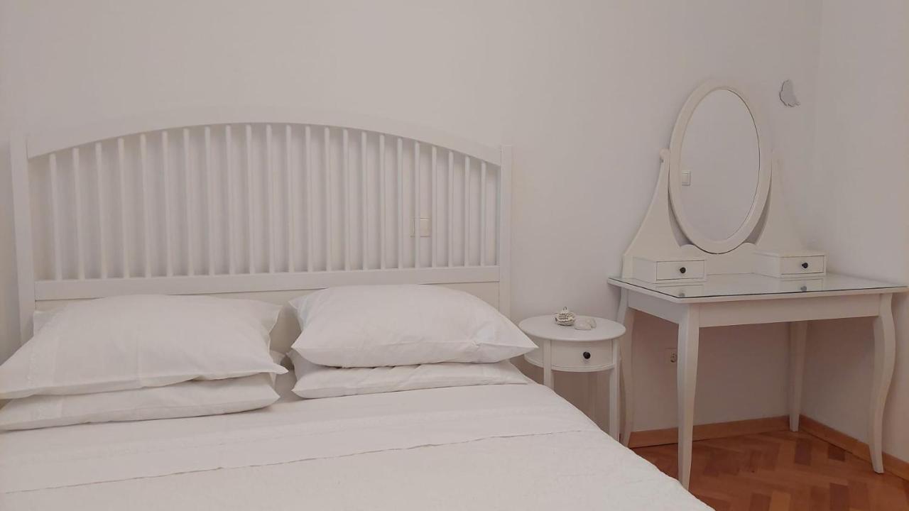 SKY delux apartment with parking - B&B Makarska