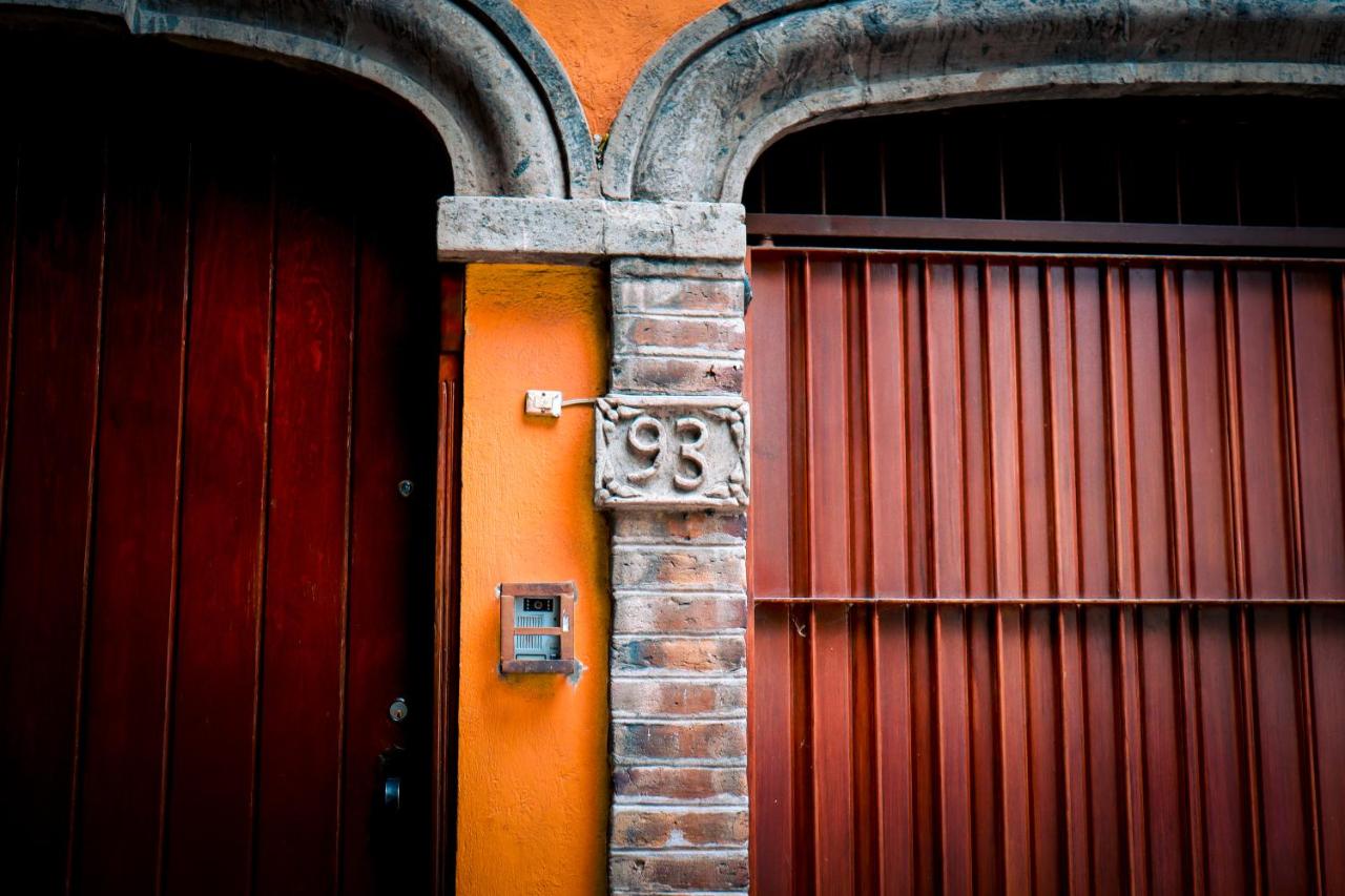 B&B Mexico City - Suites Cuija Coyoacan - Bed and Breakfast Mexico City