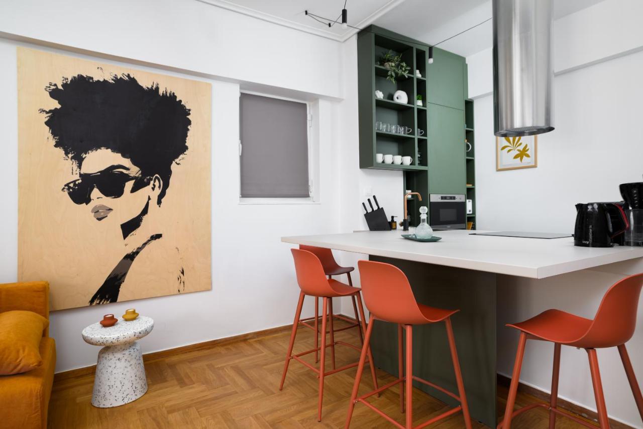 B&B Athen - H Experience - Funky 1BD apartment in vibrant Nea Smirni - Bed and Breakfast Athen