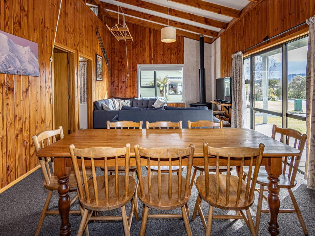 B&B Ohakune - Bluebird Spa Chalet - Ohakune Holiday Home - Bed and Breakfast Ohakune