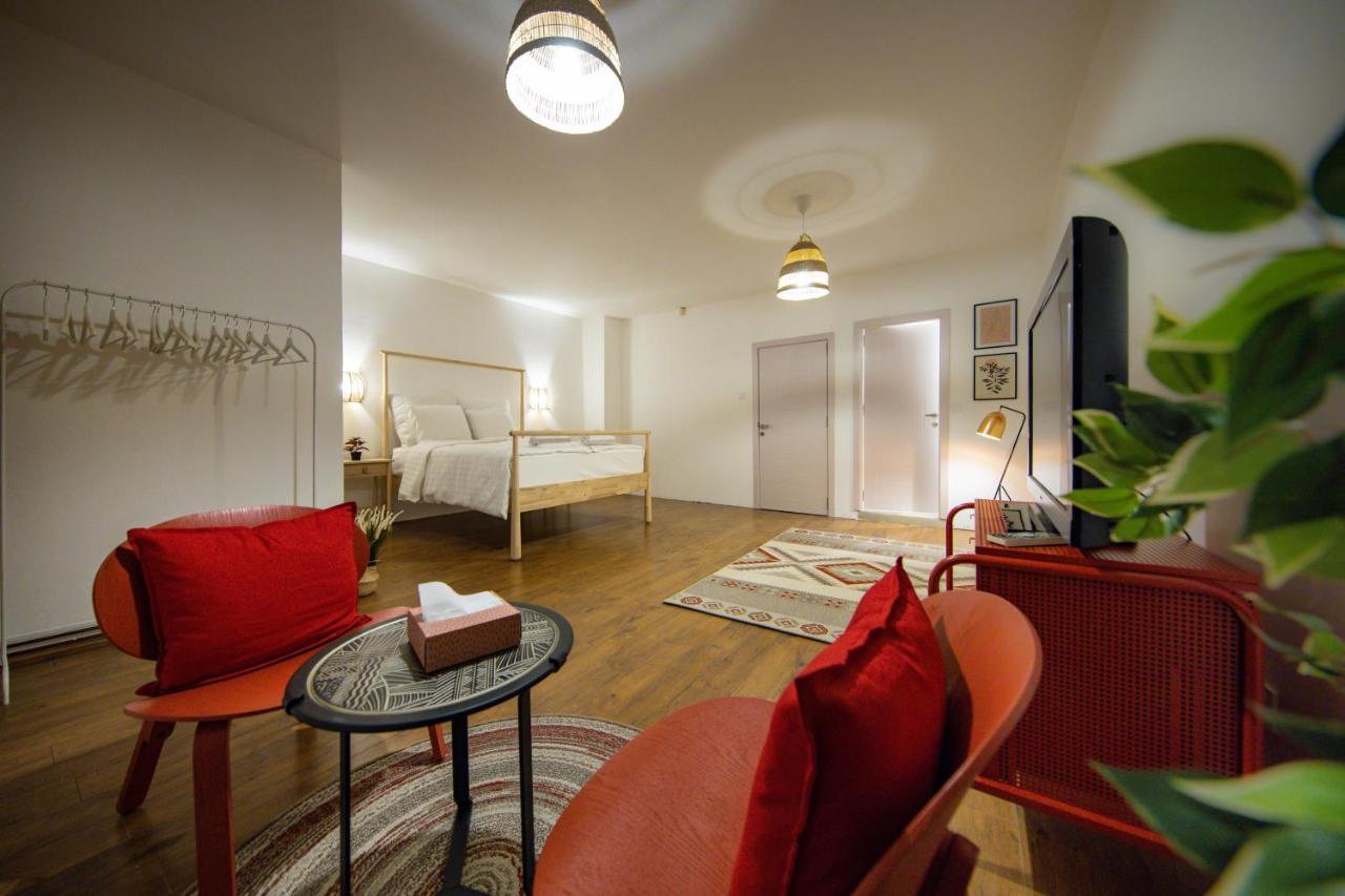 Superior Apartment