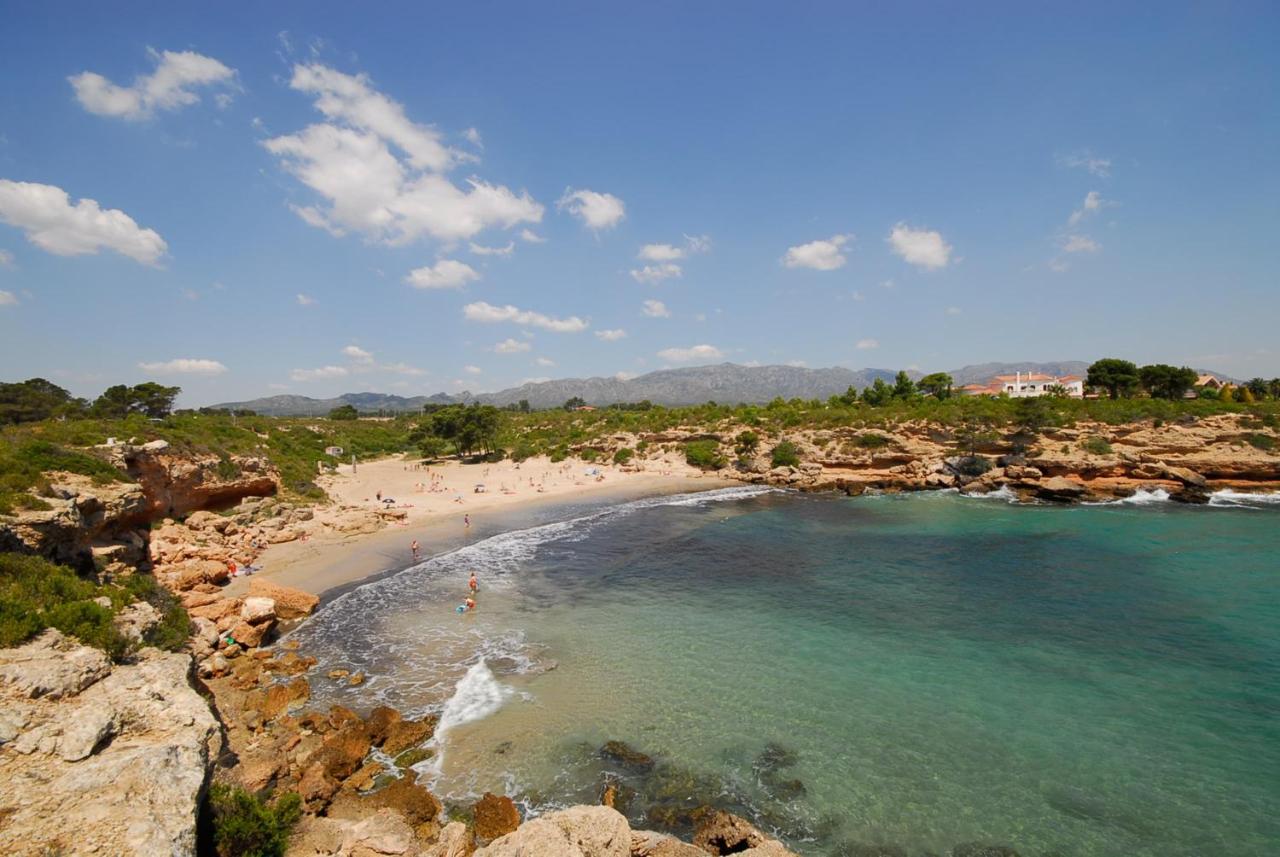 Apartamento con Espectaculares Vistas al Mar (Llobeta 3A) - Chambres d'hôtes Calafat