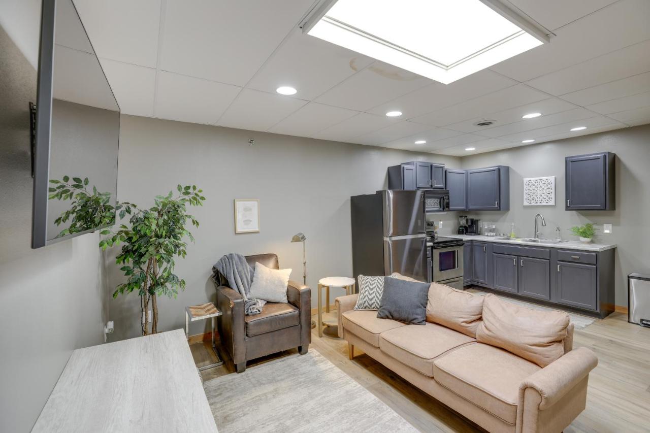 Modern Yankton Apartment Near Riverside Park! - Ferienwohnung
