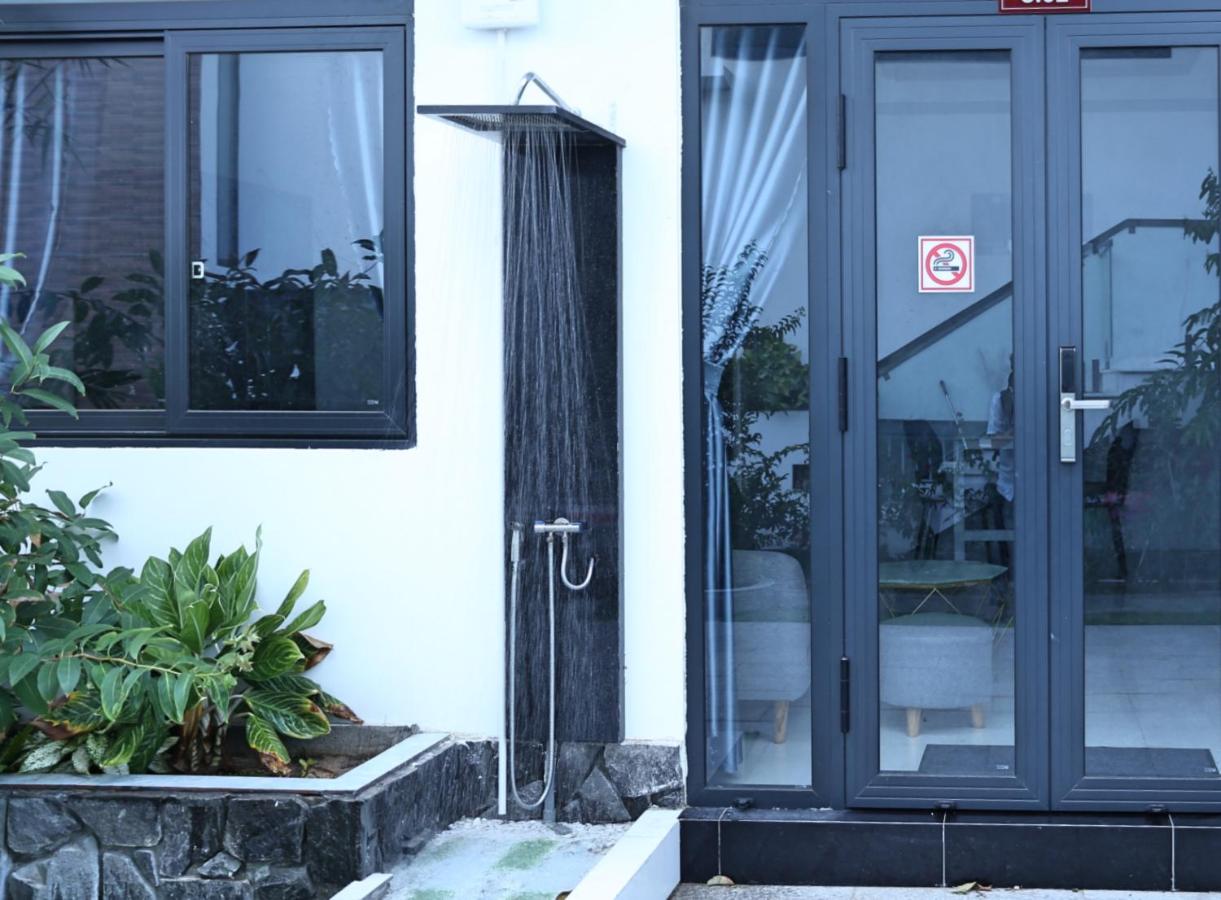 QV Manor Homestay - Bed and Breakfast