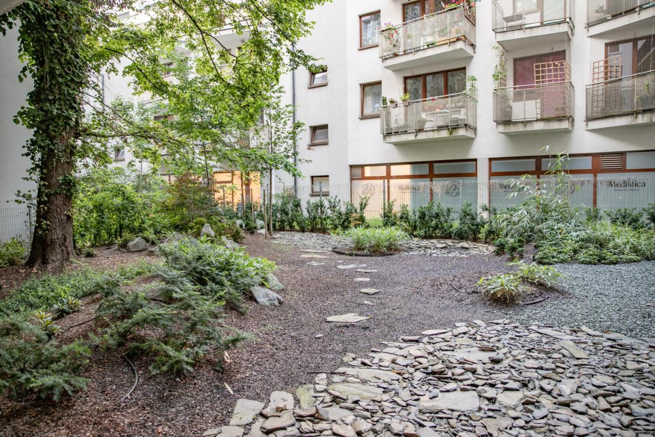 Kazimierza Wielkiego Luxury Apartment by BookingHost - Bed and Breakfast Krakau