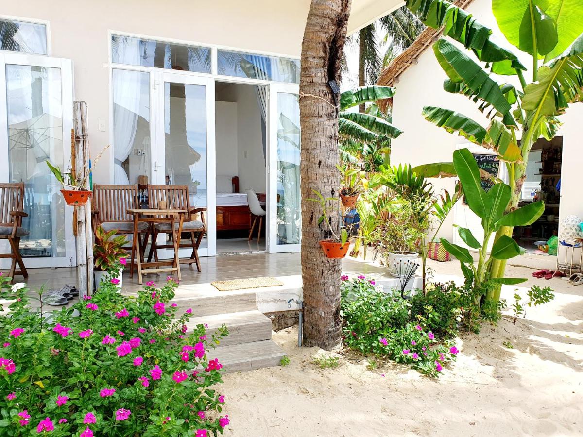 Kamer met Queensize Bed en Uitzicht op Zee