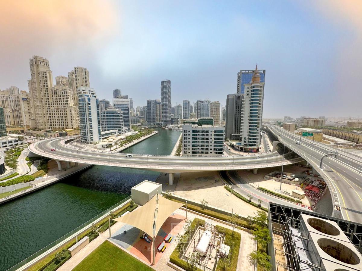 Emaar Marina 2BR Apartment at 52-42 Building T2 with Full Marina Panorama View by ANW Vacation Homes - B&B Dubái