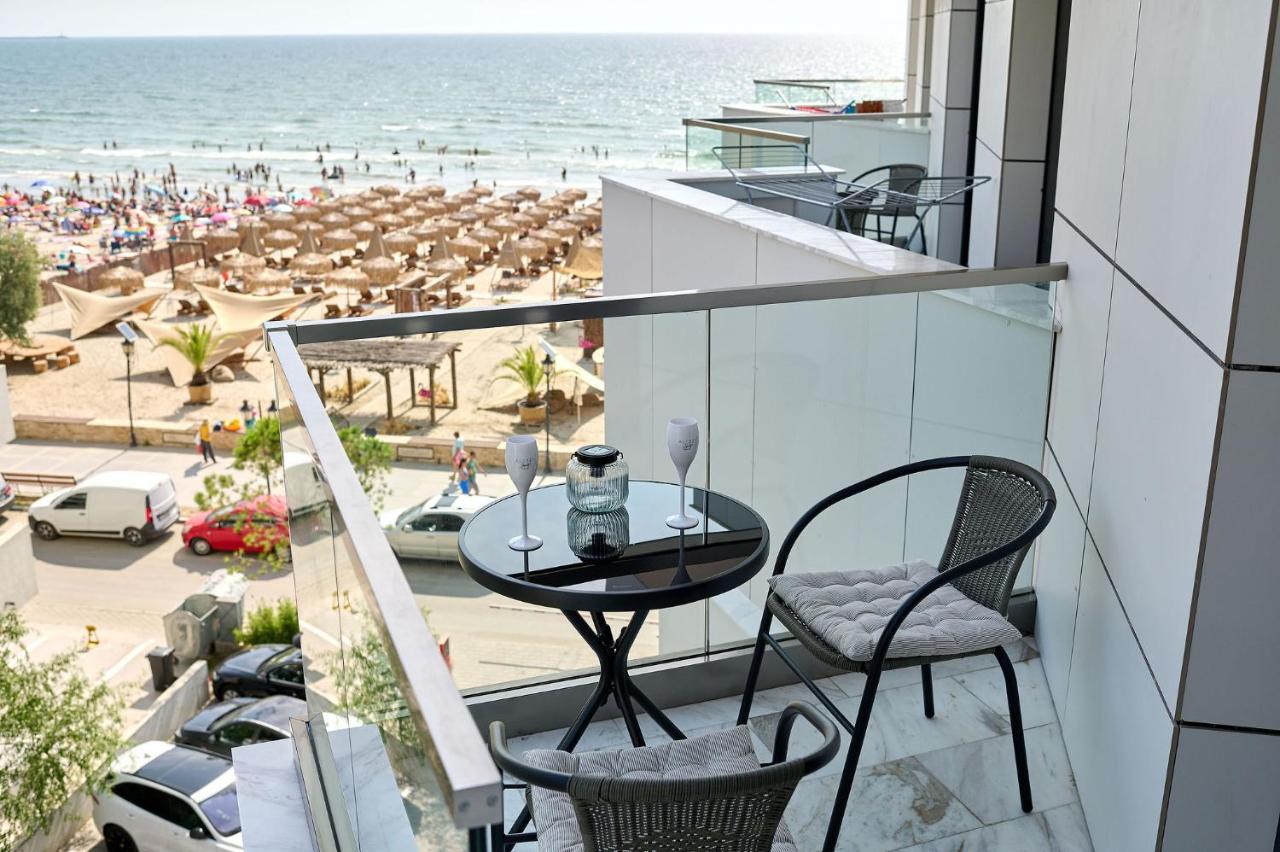 VDR Holiday Apartment 139 in Infinity Beach Resort - parking - Chambres d’hôtes Mamaia