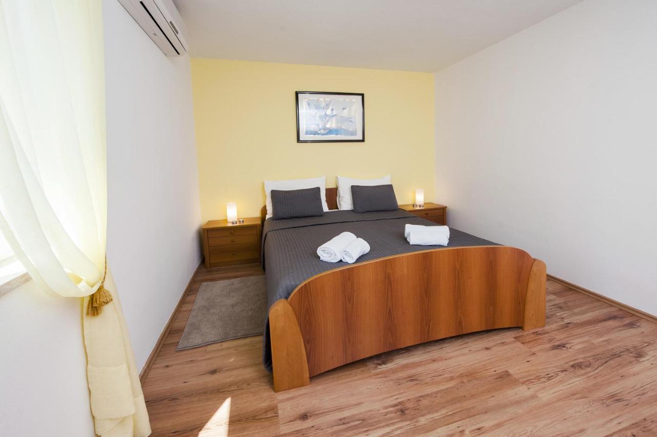 Apartment mit 1 Schlafzimmer (4 Erwachsene)