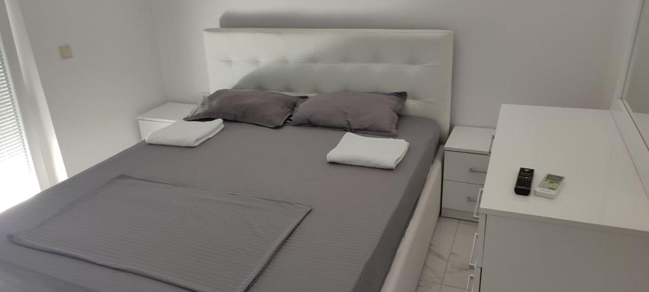 Twin Room with Balcony