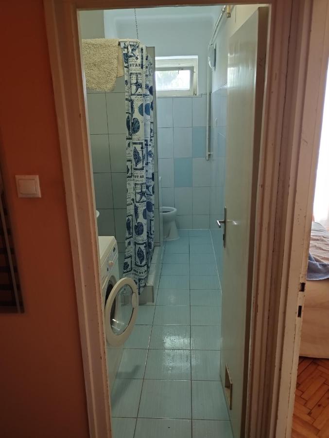 Dózsa Apartman Orosháza - B&B