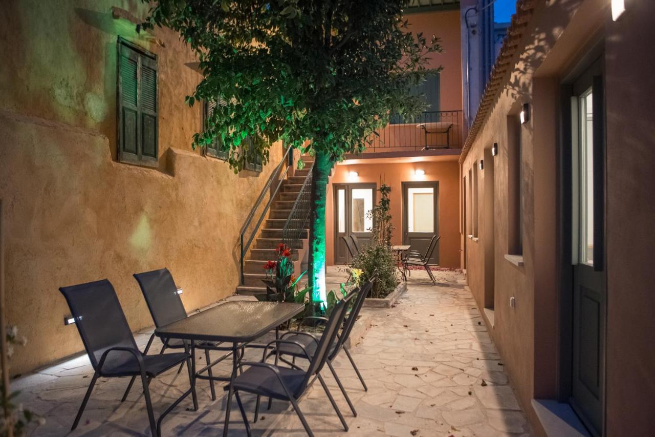 Lindas Convent Garden Home 1 - B&B