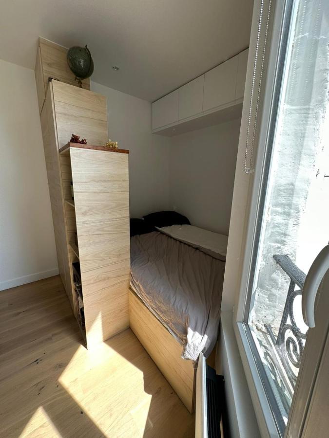 Studio au calme à deux pas du sacré coeur - B&B Parigi