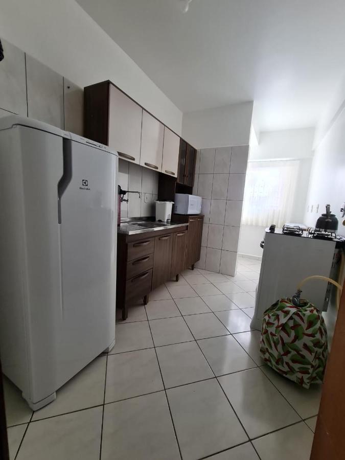Apartamento com mobília nova 101! - B&B