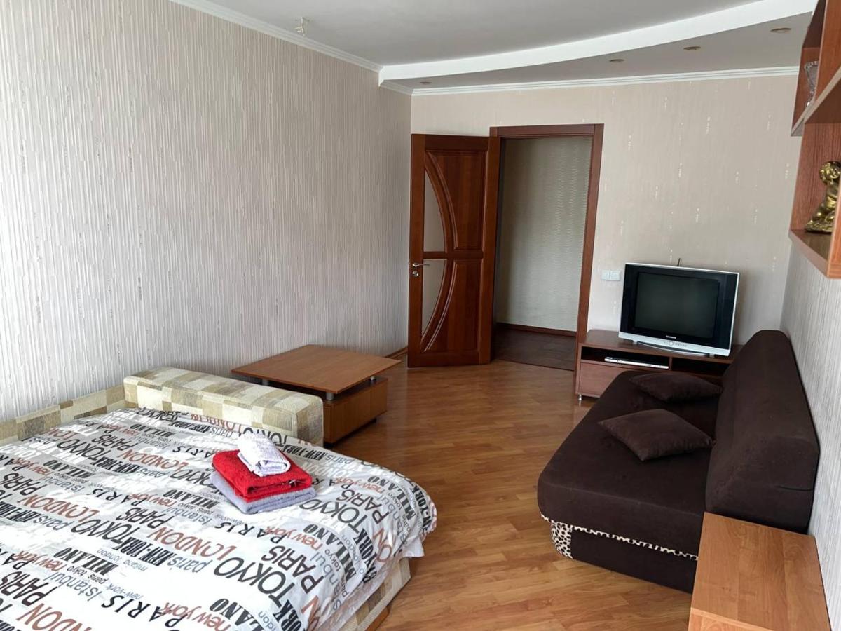 Двокімнатна квартира на Архипенко - B&B Kyiv