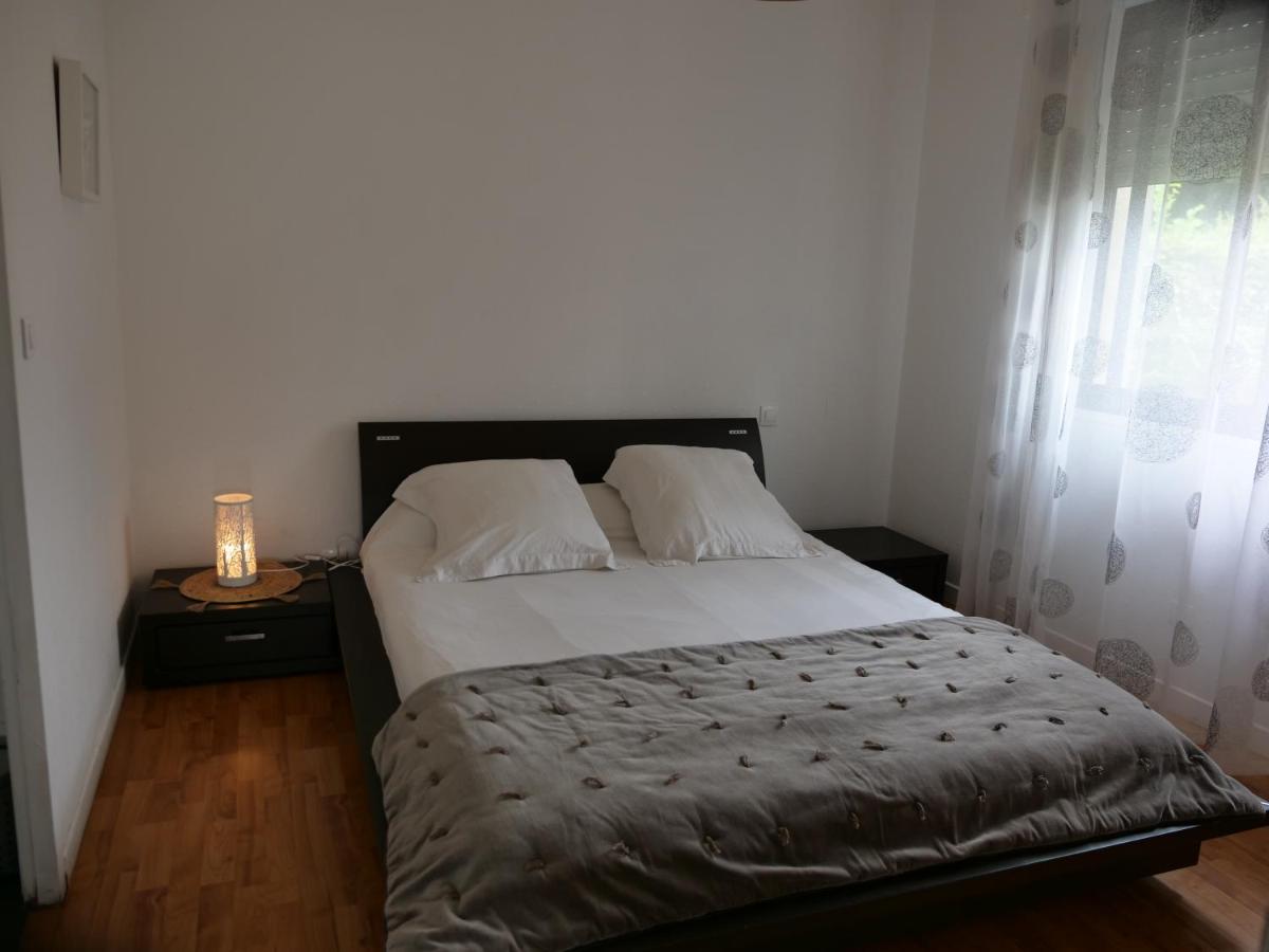 Chez Martine Appartement tout confort entièrement indépendant - B&B