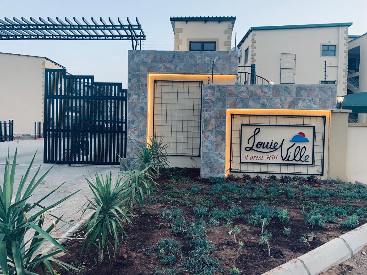 The Ultimate Escape - With Backup Electricity - Gaborone - B&B Gaborone