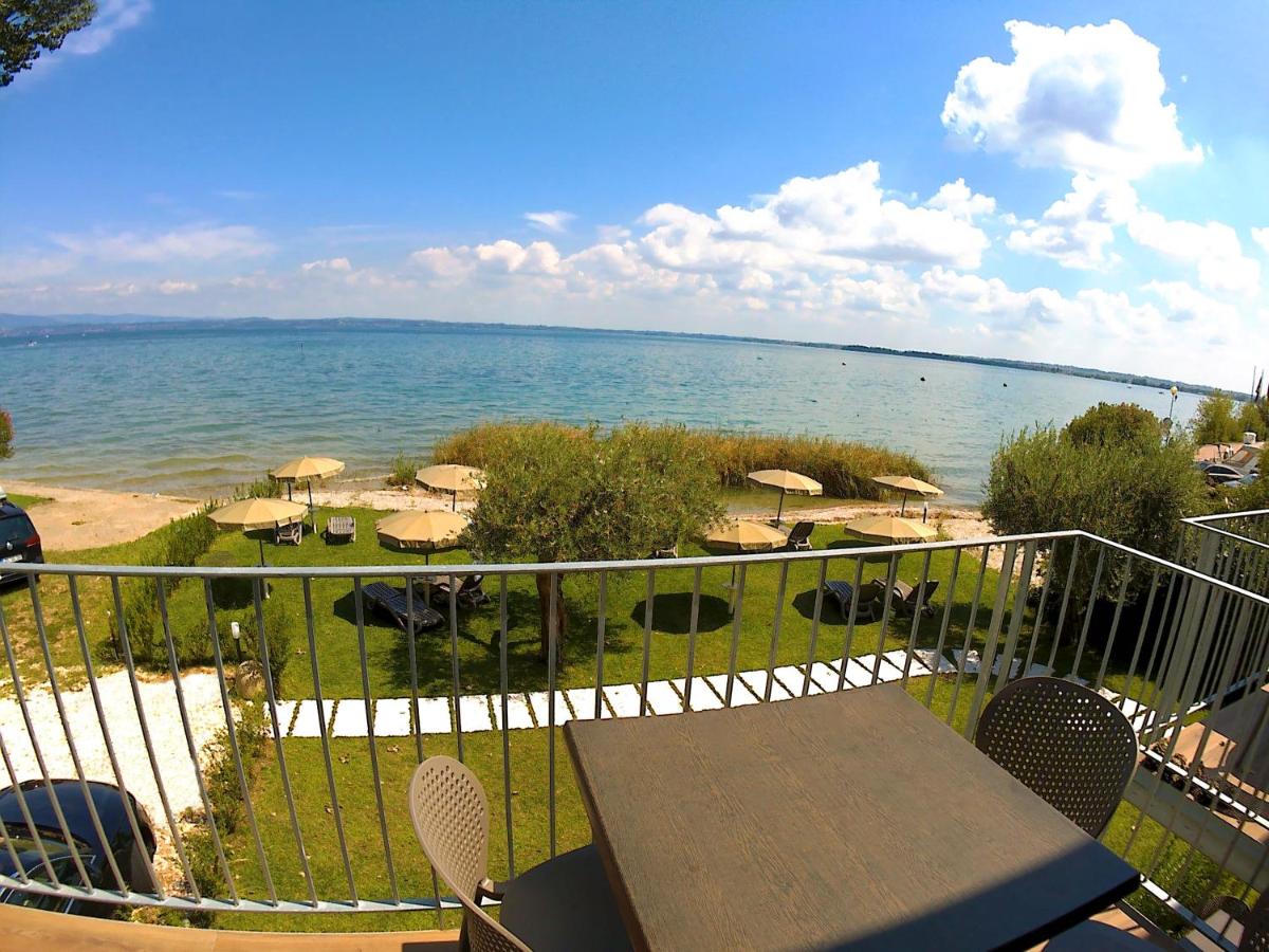 Smeraldo dip Villa Canneto - B&B