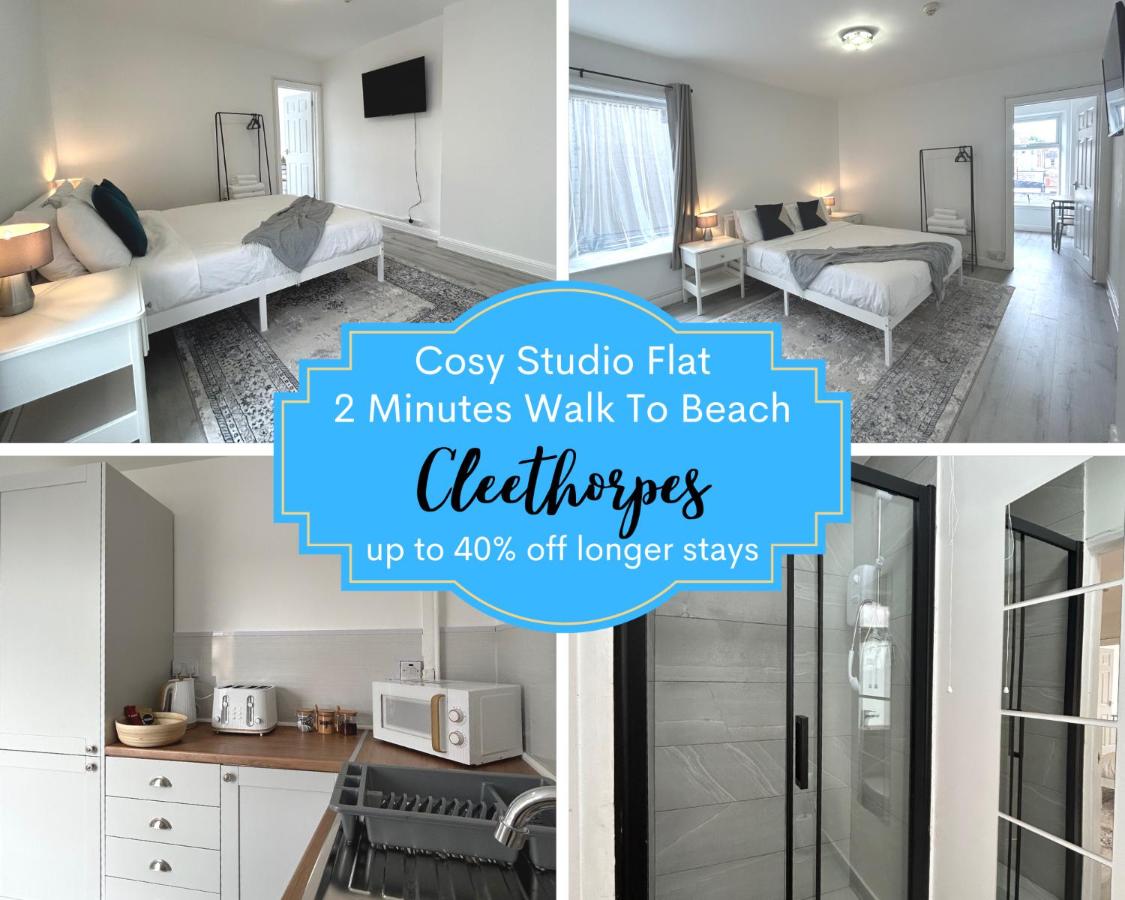 B&B Cleethorpes - Large Studio Flat Near Beach Cleethorpes - Bed and Breakfast Cleethorpes