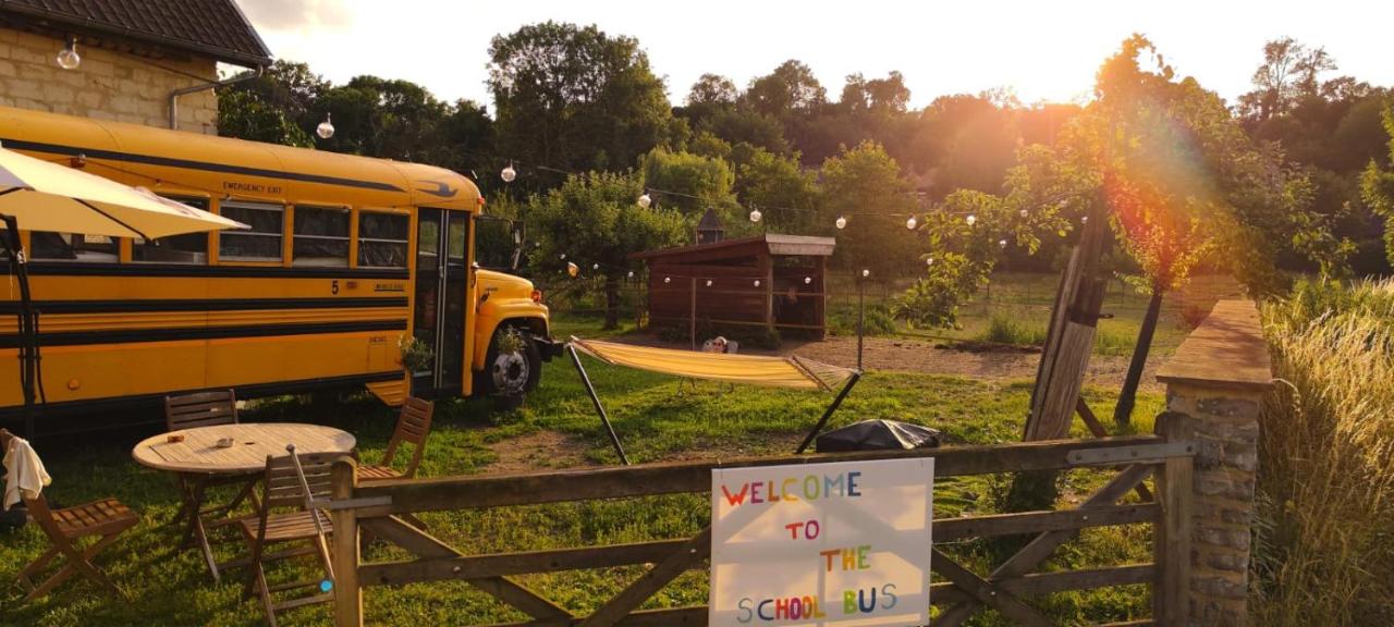 B&B Bassenge - The School Bus - Bed and Breakfast Bassenge