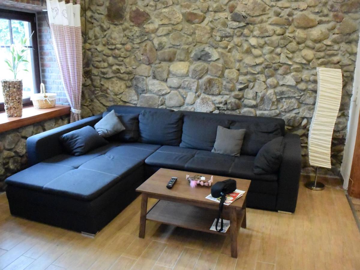 NEU! Moderne FeWo Nähe Plauer See - B&B