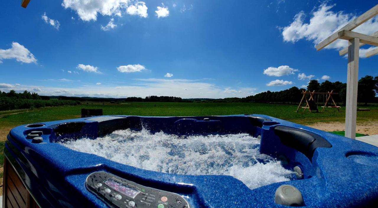 Domki z prywatnym Jacuzzi i sauną "Przystan pod niebem" - B&B