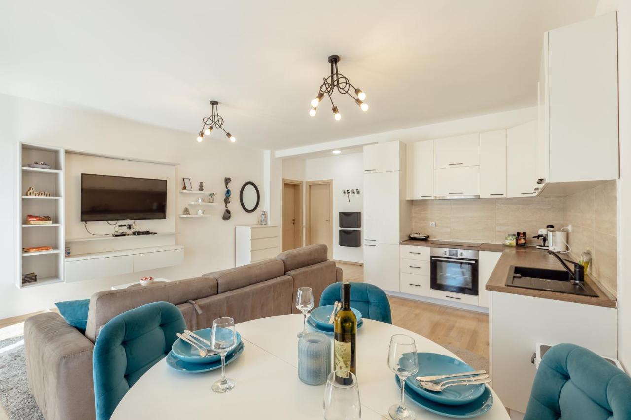 MAJA Sea View Apartment - Ferienwohnung Kotor