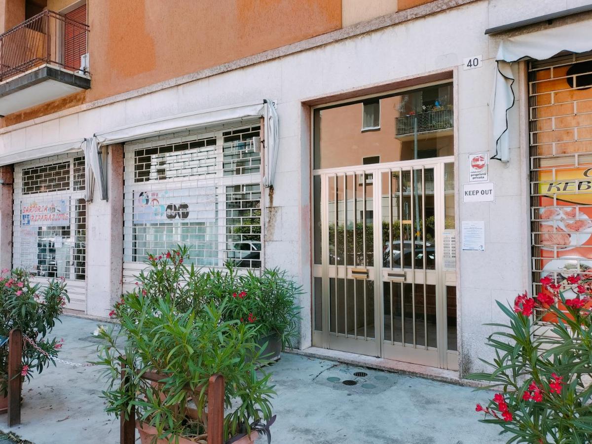Civico40 Luminoso appartamento con balconi e garage privato - Chambres d’hôtes Vérone