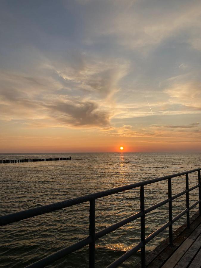 BARBIE & KEN - Apartamenty na ostatnim piętrze w Dominikana Resort & SPA Sianożęty - B&B Sianożęty