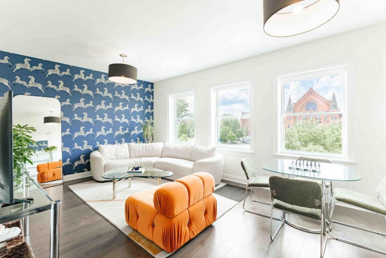 Lux Washington Park w Rooftop Patio - B&B