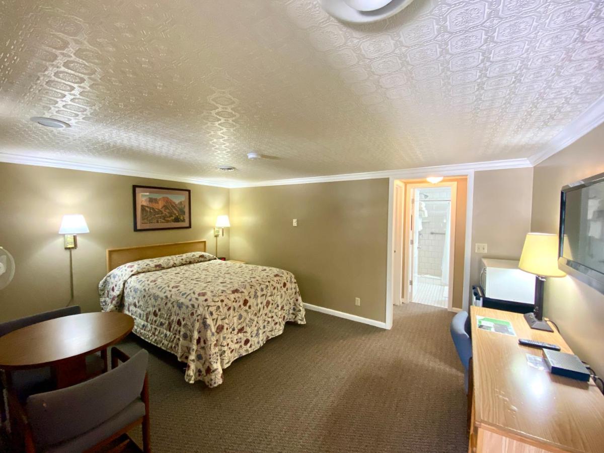 Two-Bedroom Suite