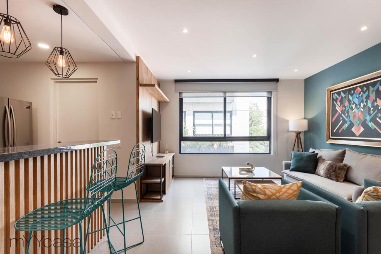 Enchanting Apartment, 1 Block from Fuente de Cibeles - Colima - Ferienwohnung