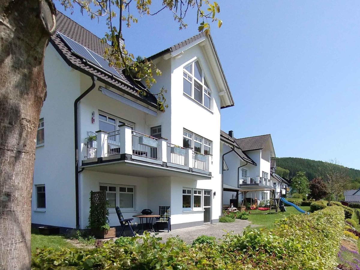 B&B Schmallenberg - Ferienwohnung Am Kamp - Bed and Breakfast Schmallenberg