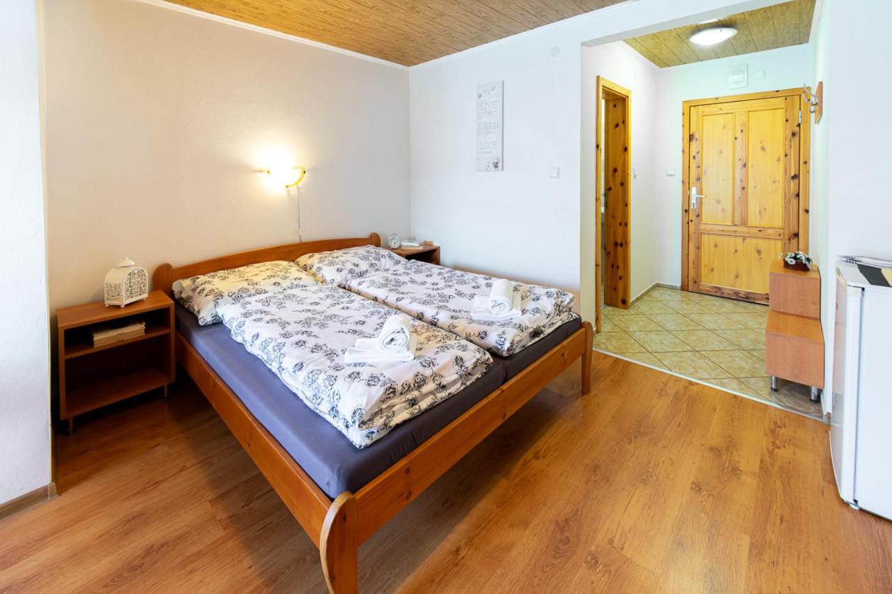 Double or Twin Room with Bathroom