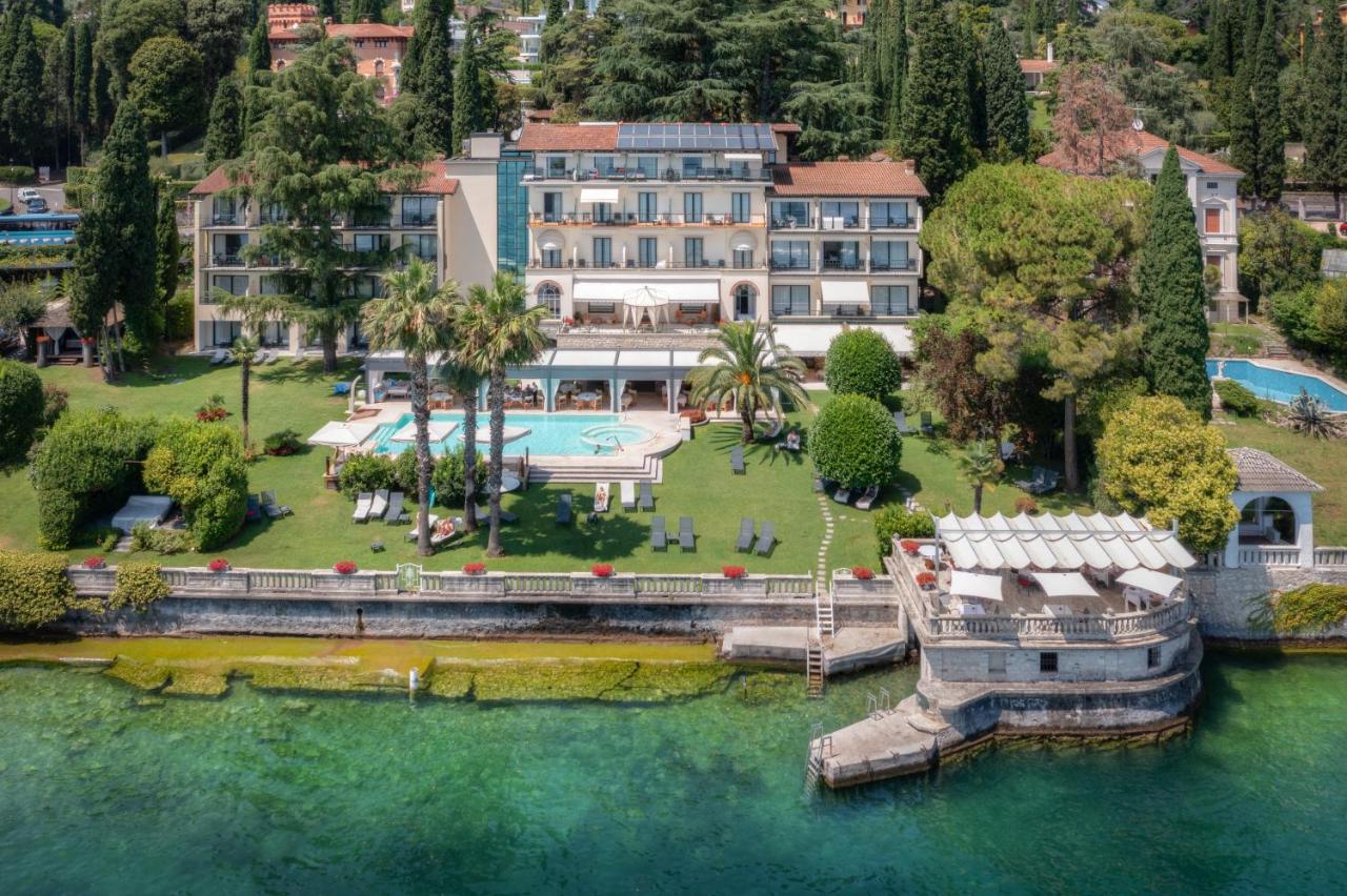 B&B Gardone Riviera - Hotel Villa Capri - Bed and Breakfast Gardone Riviera