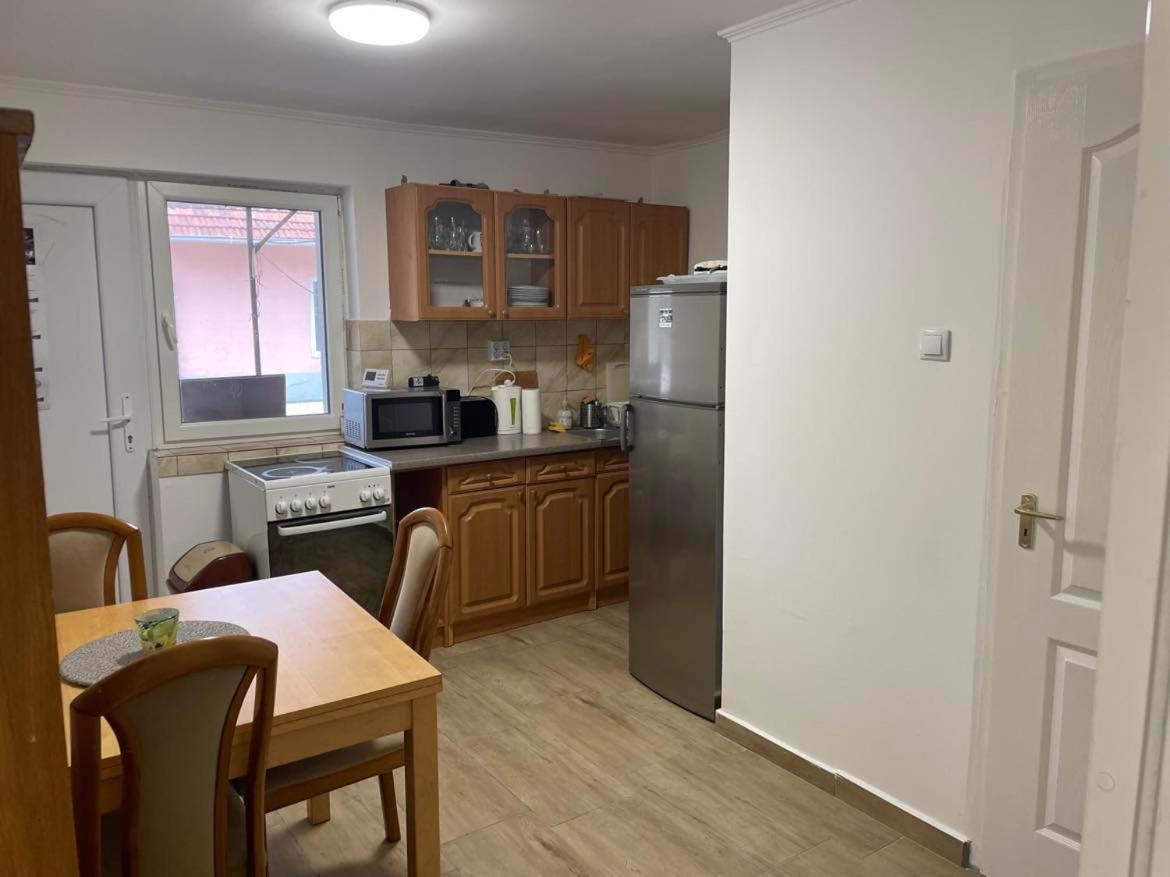 Appartamento con 3 Camere da Letto