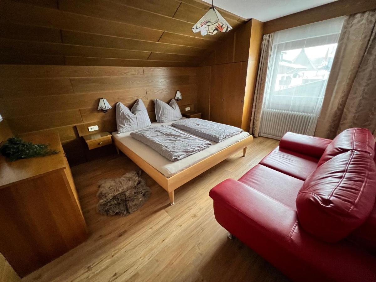 Standaard Appartement met 1 Slaapkamer en Uitzicht op de Bergen