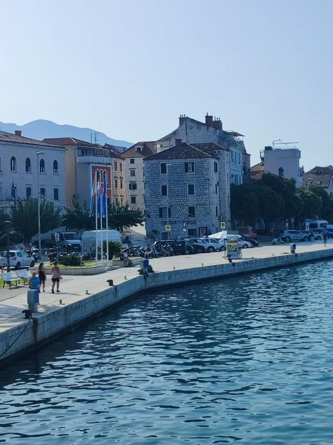 PORT on riva with parking and sea view - Chambres d’hôtes Makarska