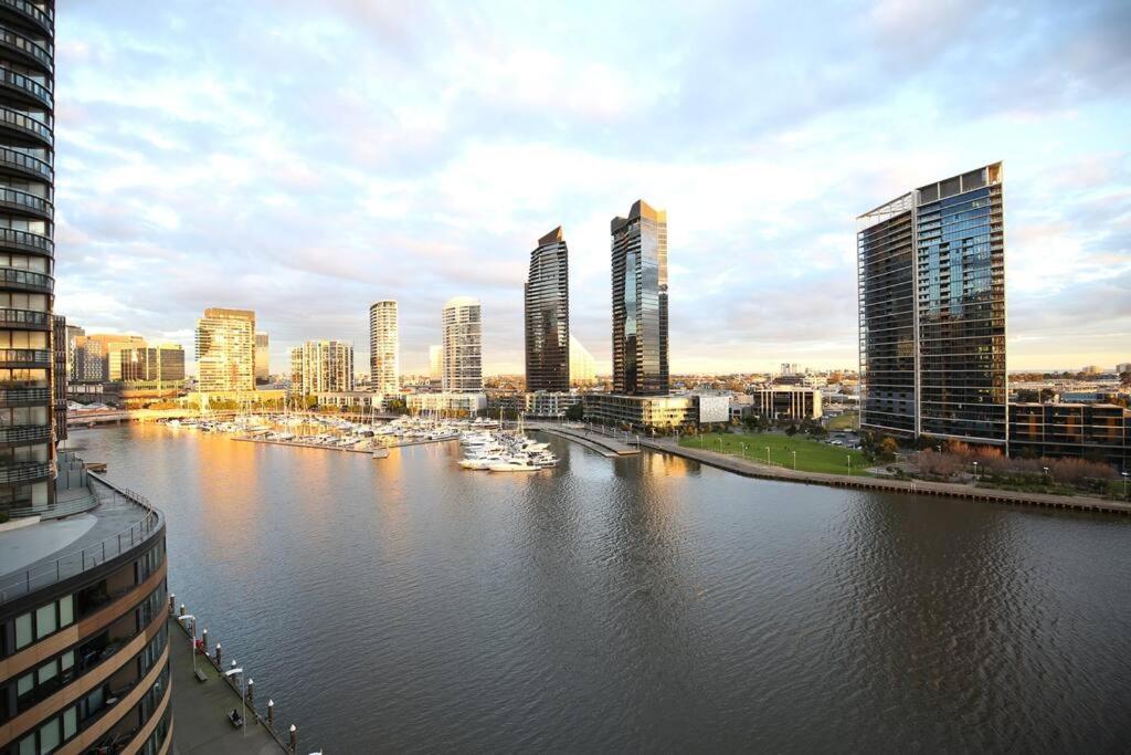 B&B Melbourne - River Views 2B2B Free Parking - Bed and Breakfast Melbourne