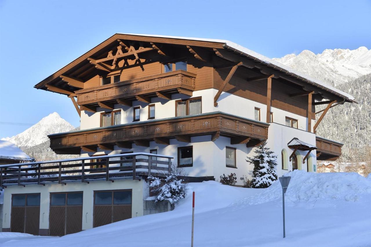 Haus Almrose - Ferienwohnung Leutasch