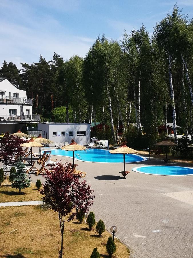 Apartament HAPPY 03 BASEN & KORT TENISOWY, OCHRONA 24h - DUŻY zielony taras !!! - Ferienwohnung