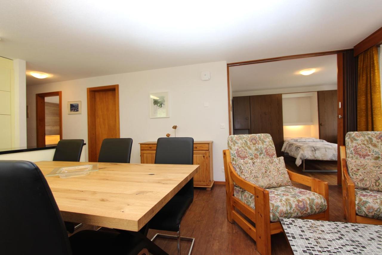 Appartamento con 2 Camere da Letto all’Ultimo Piano