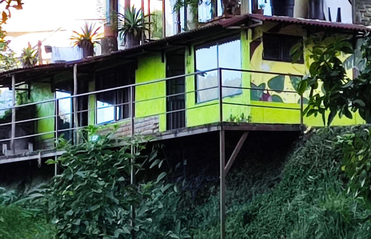 Romeo y Julieta - Cabaña Privada en Minca - Bed and Breakfast