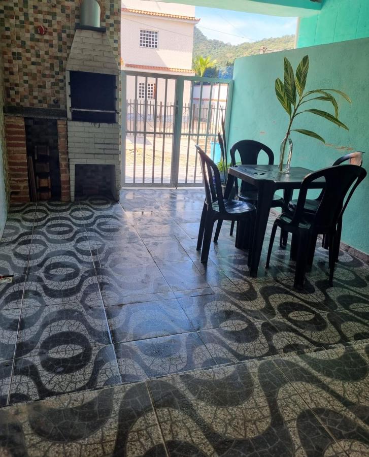 Cantinho feliz de Muriqui/ Casa verde com piscina privativa!!! - B&B Mangaratiba